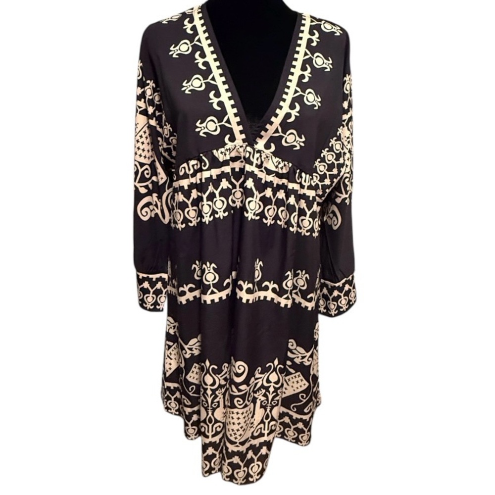 Boutique Dress Size M Boho Black and Cream Midi V-Neck Long Sleeve Babydoll NWT